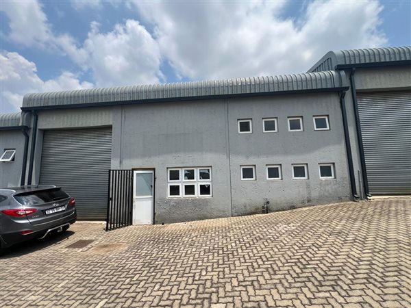 180  m² Industrial space