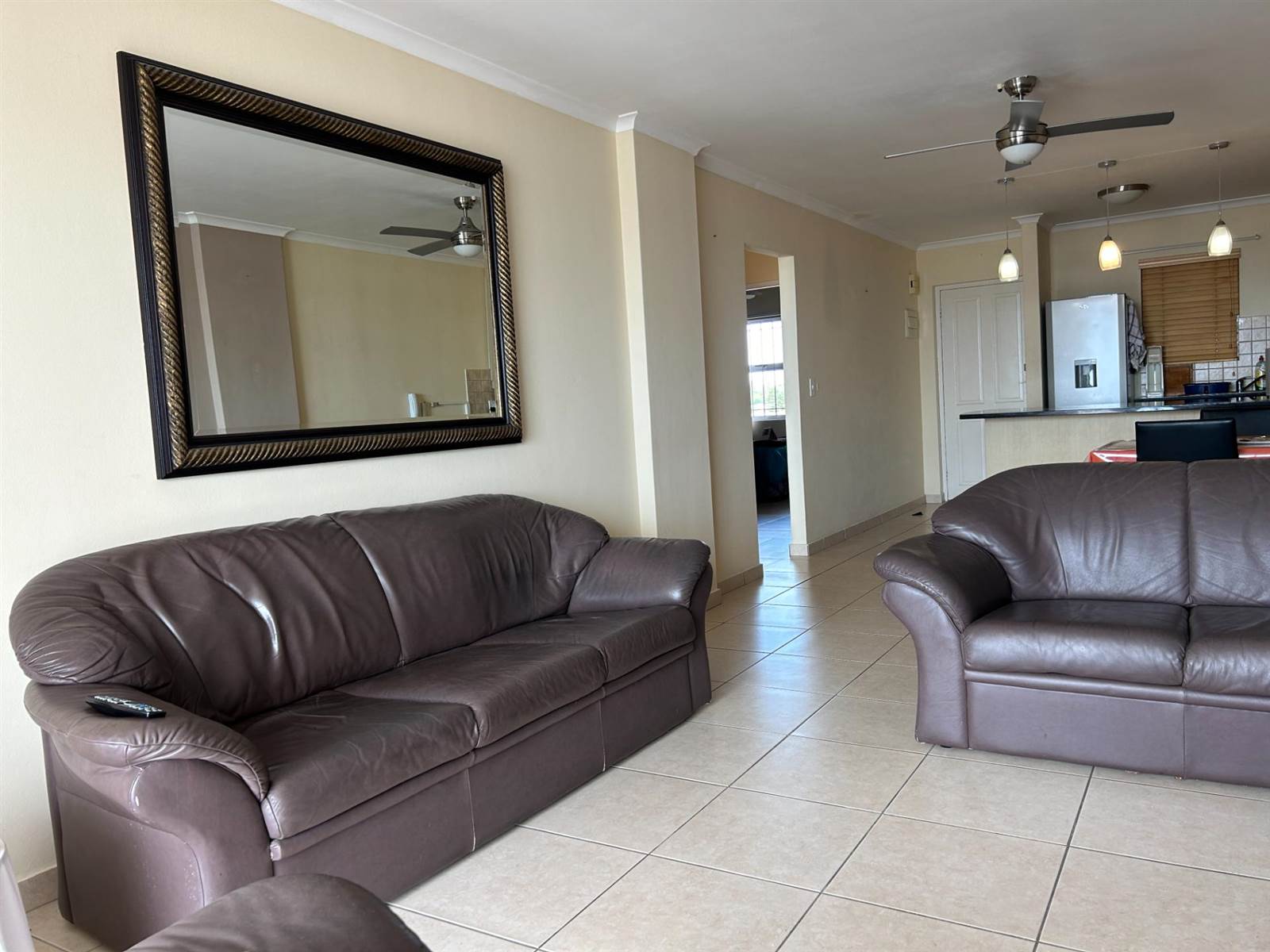 2 Bed Apartment in Bloubergstrand photo number 11