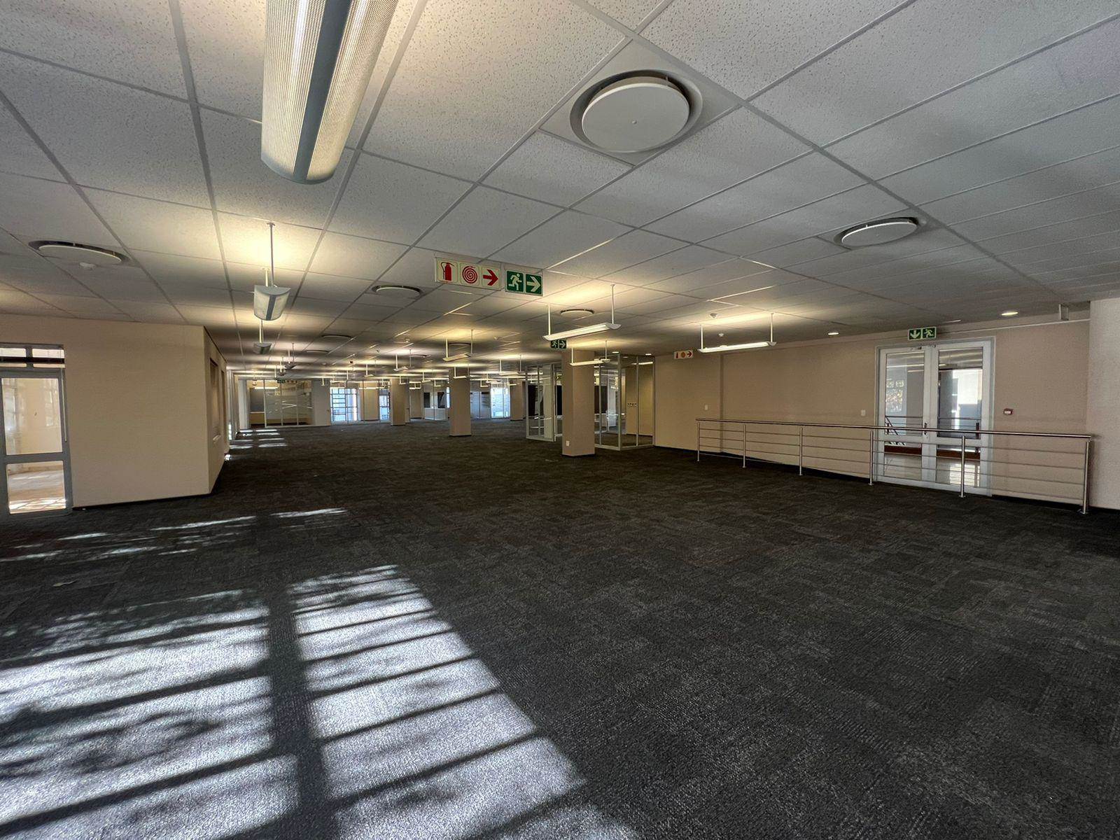 2073  m² Commercial space in Illovo photo number 23
