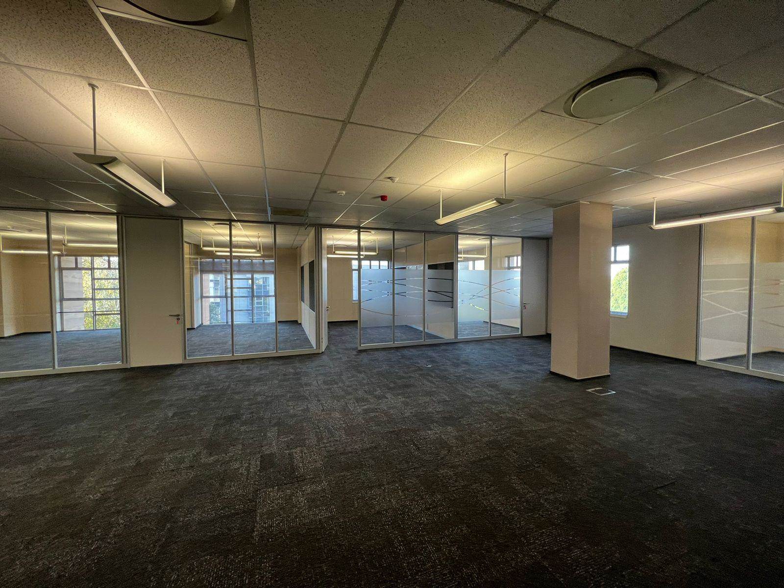 2073  m² Commercial space in Illovo photo number 27