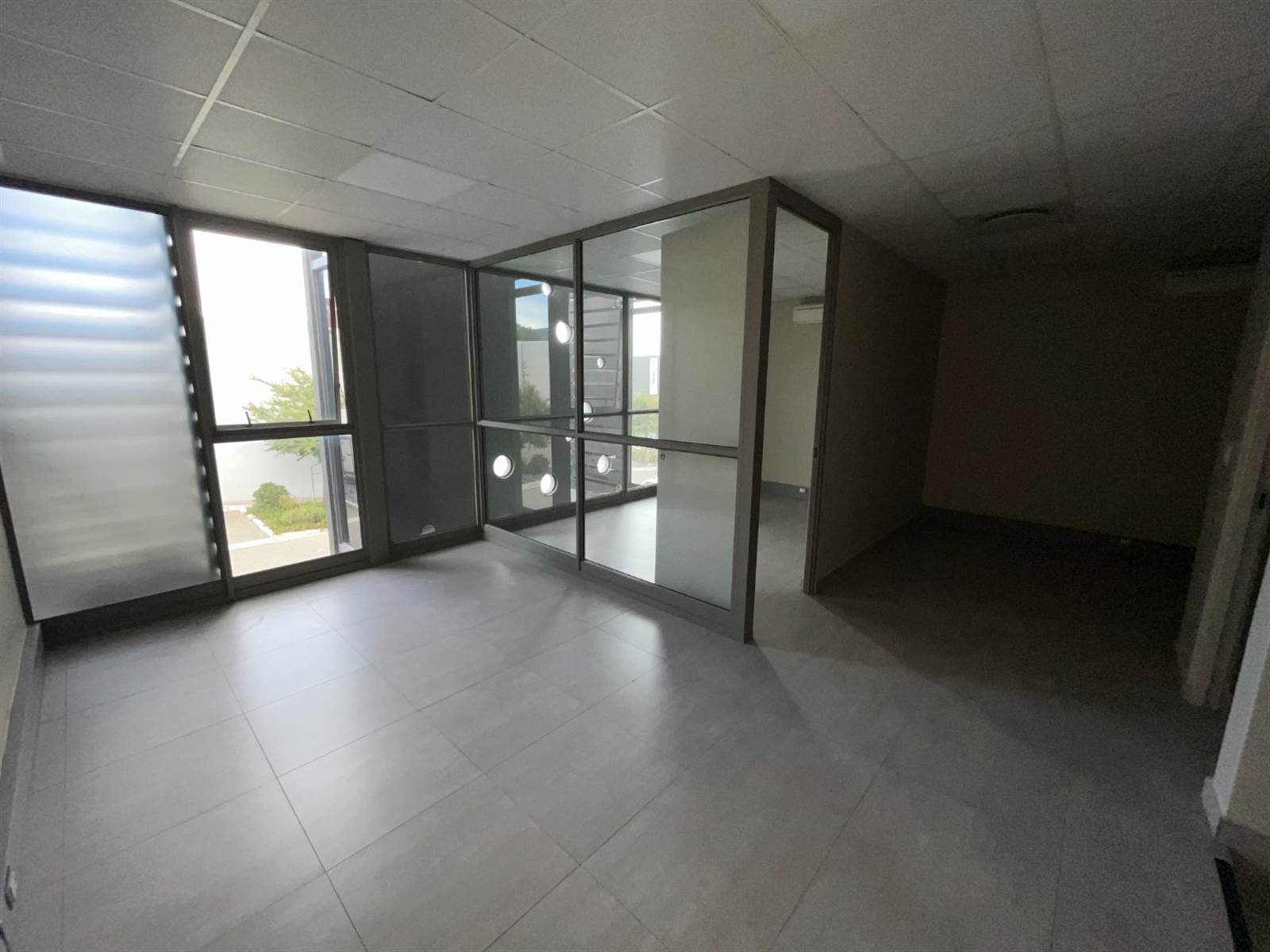 443  m² Commercial space in Brackenfell Industrial photo number 27