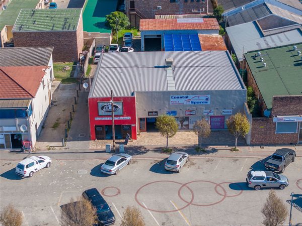 482 m² Commercial space 482 m² Commercial space