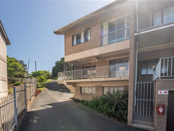 3 Bedroom Townhouse 3 Bedroom Townhouse