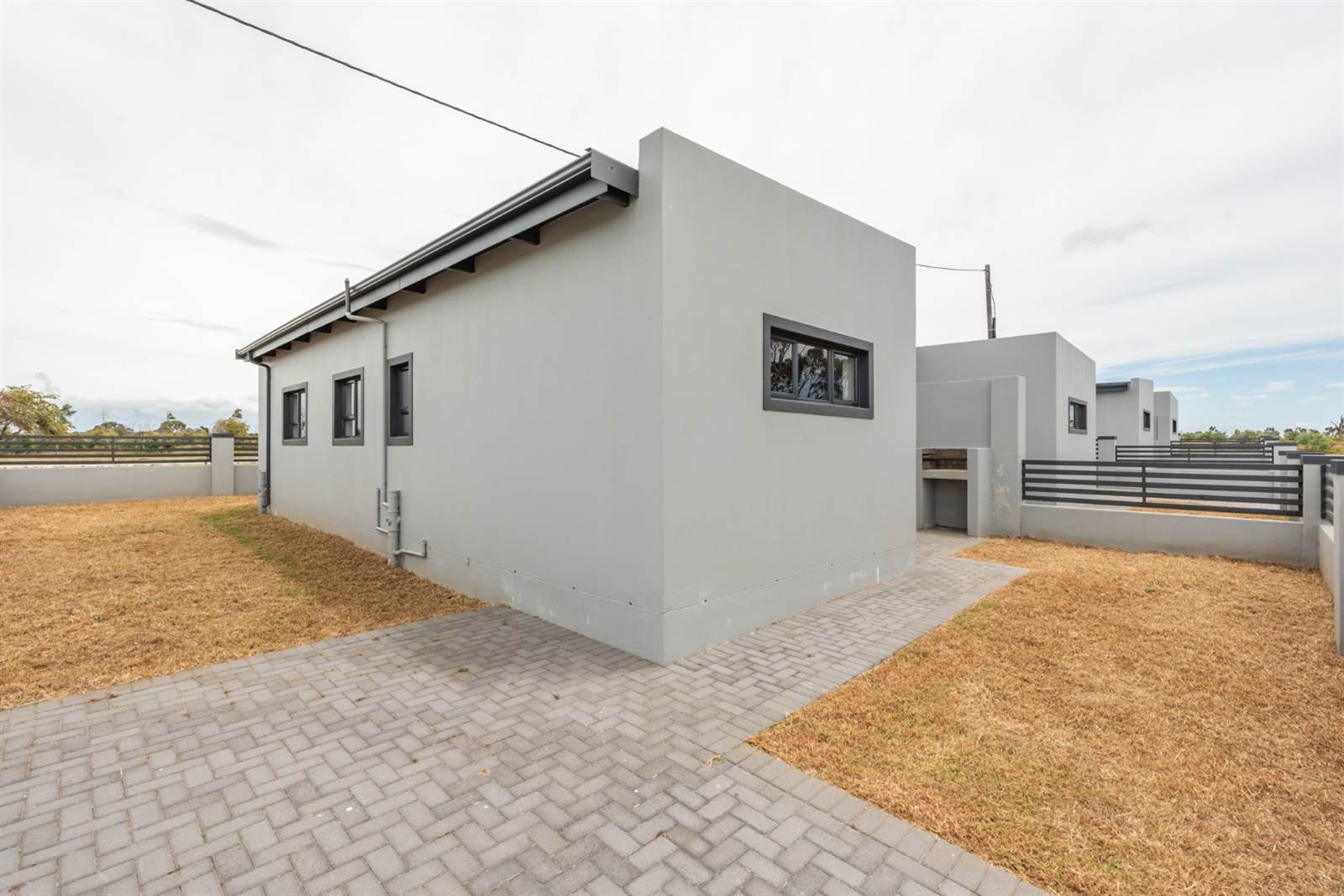 3 Bed Townhouse in Parsons Vlei photo number 20