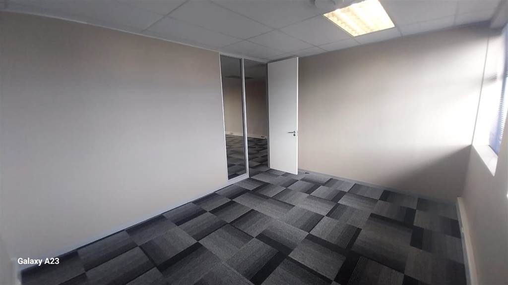 244  m² Office Space in Century City photo number 7