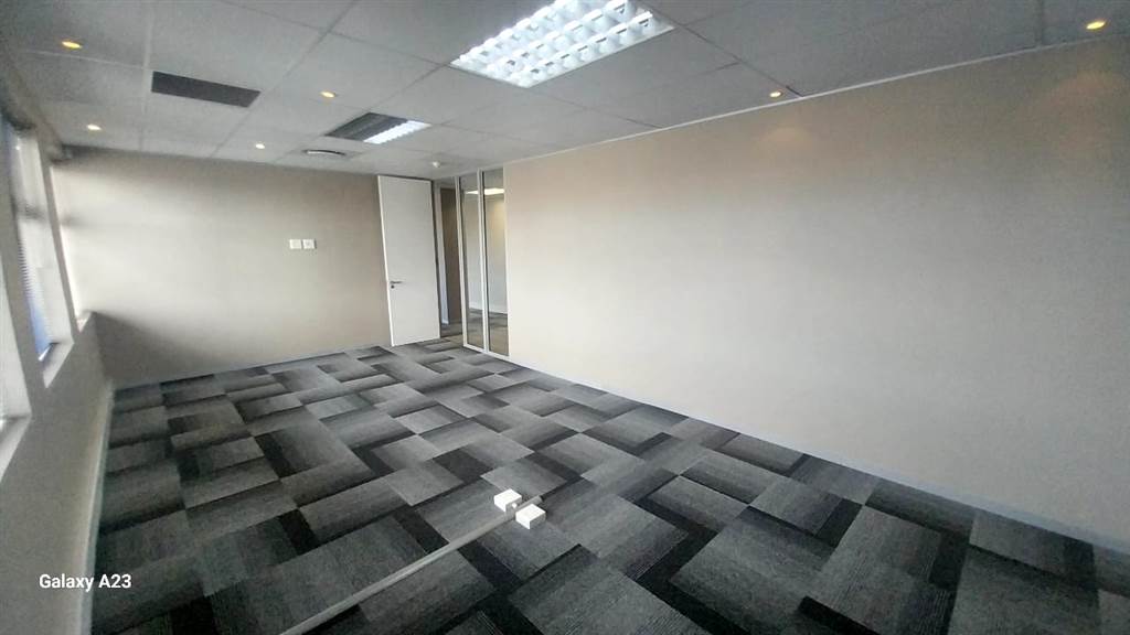 244  m² Office Space in Century City photo number 16