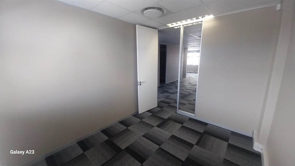 244  m² Office Space in Century City photo number 14