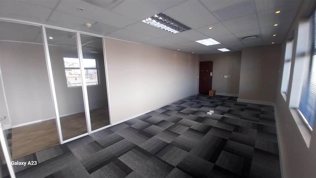 244  m² Office Space in Century City photo number 9