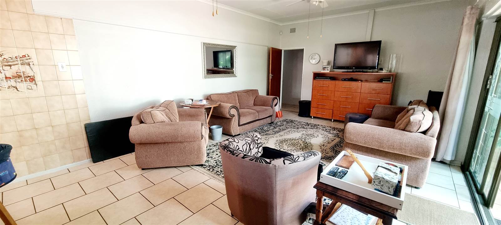 7 Bed House in Polokwane Central photo number 6