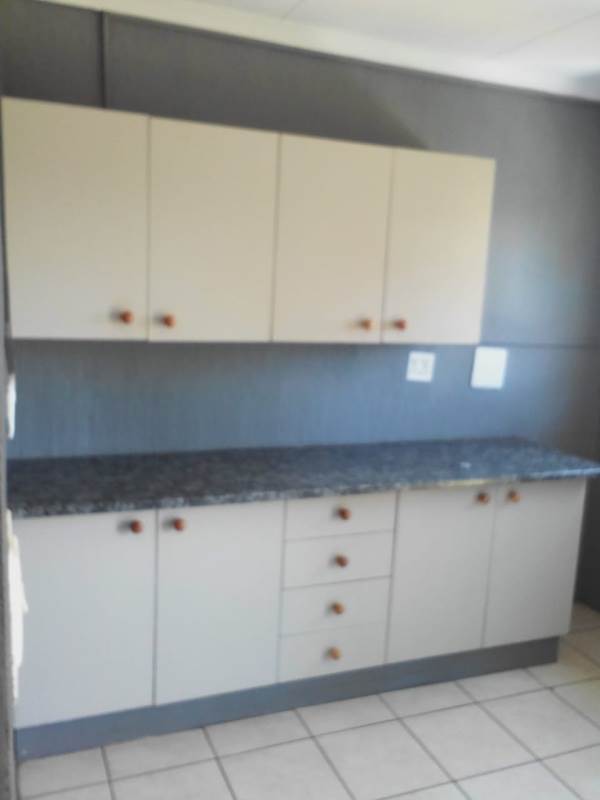 3 Bed House in Klipspruit West photo number 11