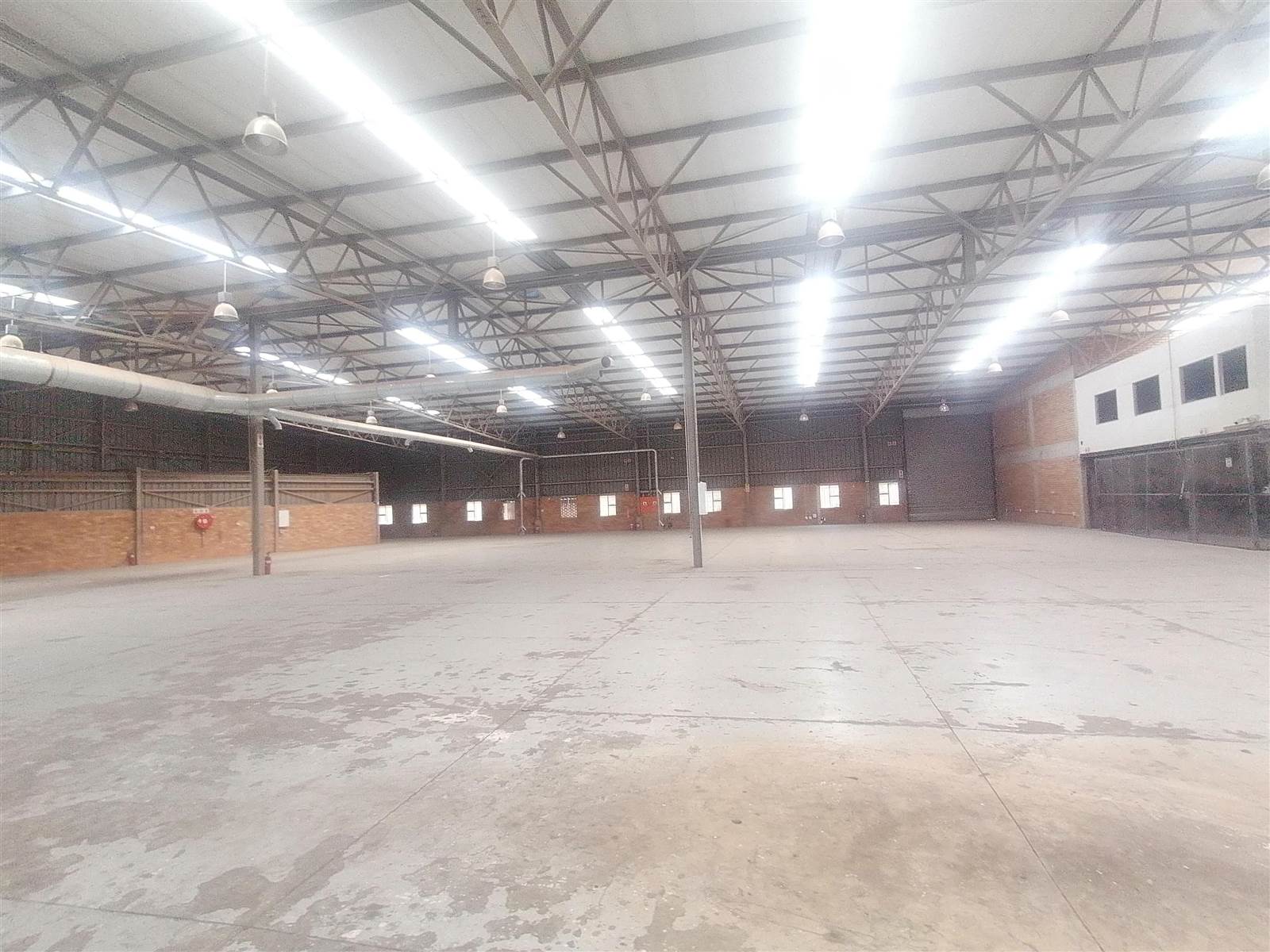 2754  m² Industrial space in Stormill photo number 26