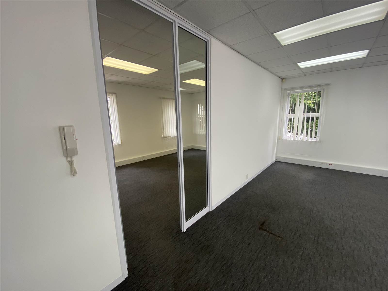 165  m² Commercial space in Parkmore photo number 7