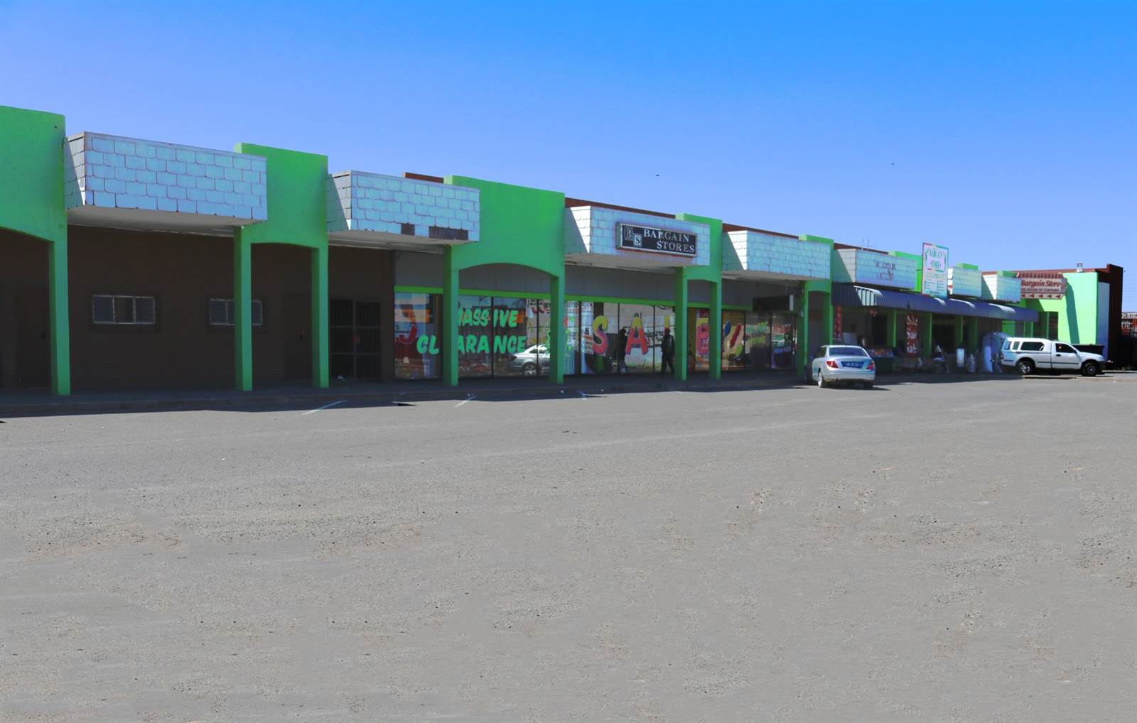 2500  m² Commercial space in Vereeniging Central photo number 1
