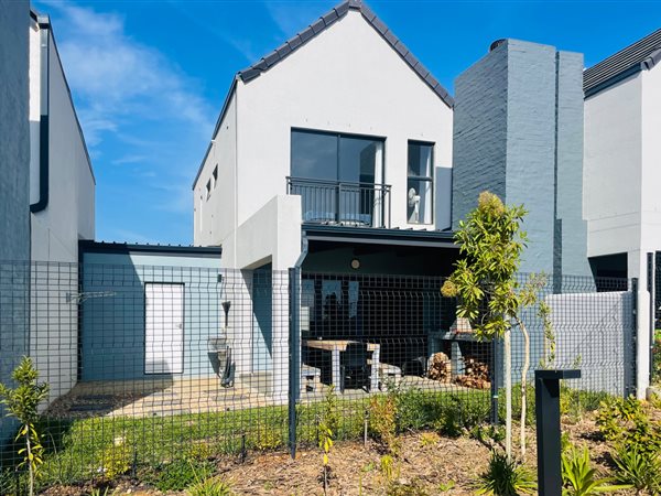 2 Bedroom Townhouse 2 Bedroom Townhouse