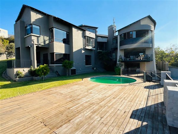 5 Bedroom House