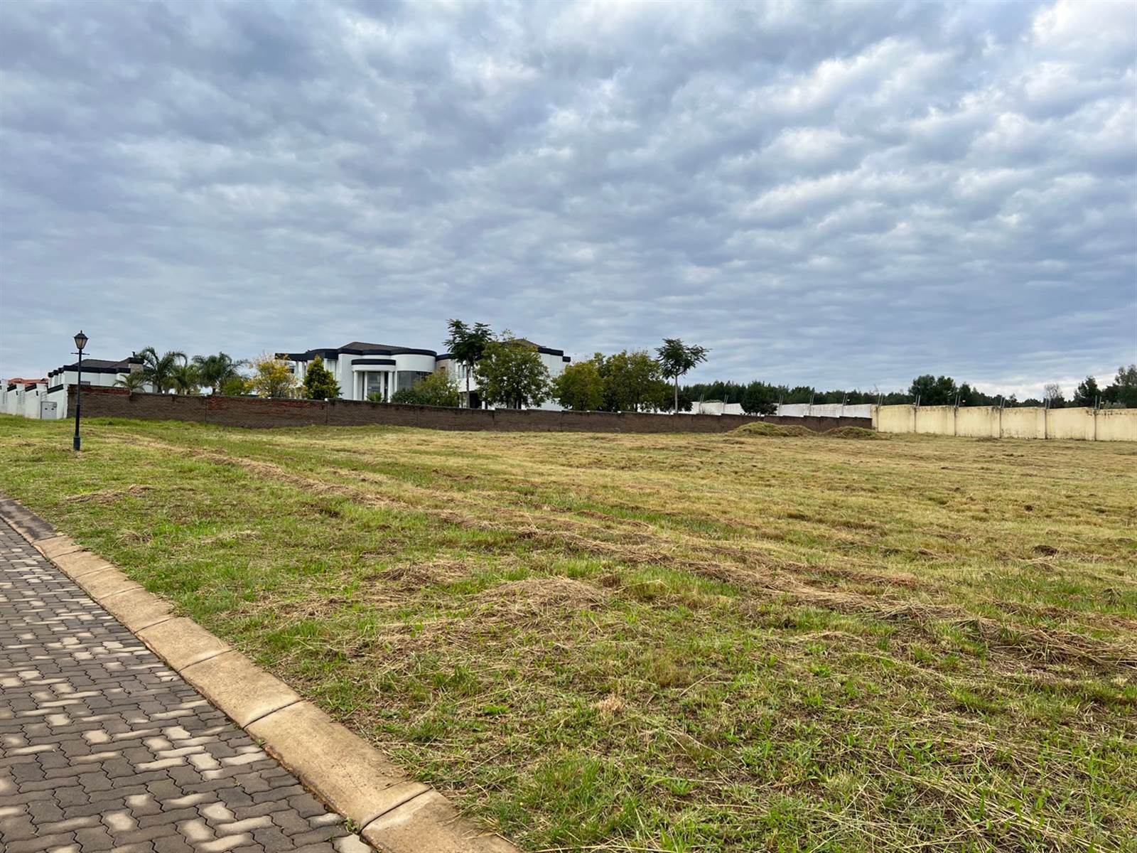 8778 m² Land available in Mooikloof Glen photo number 15