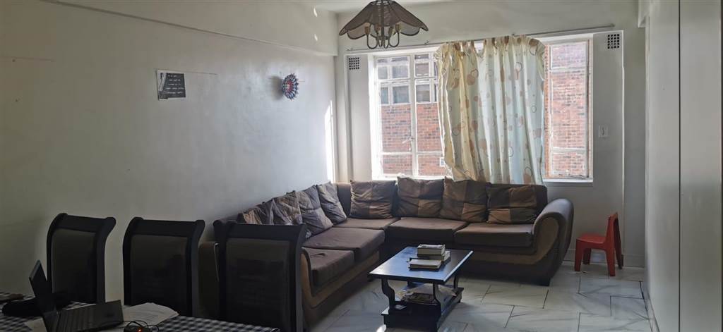 1.5 Bed Flat in West Turffontein photo number 13