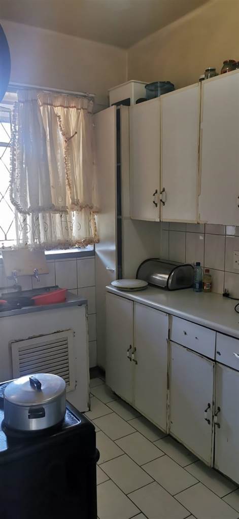 1.5 Bed Flat in West Turffontein photo number 9