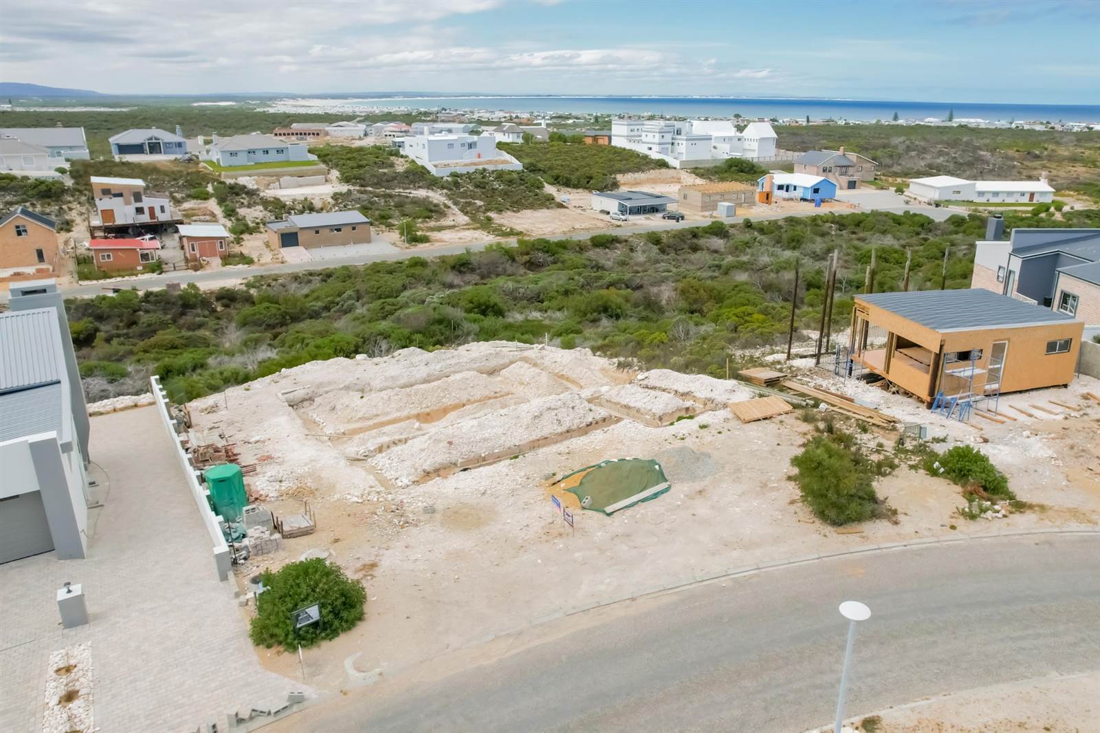 842 m² Land available in Struisbaai photo number 1