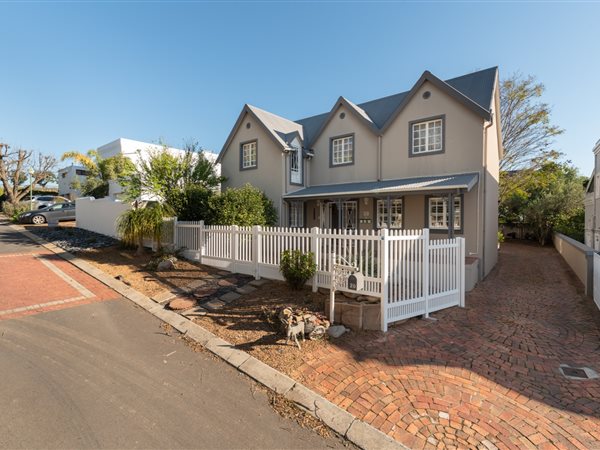 3 Bedroom House 3 Bedroom House