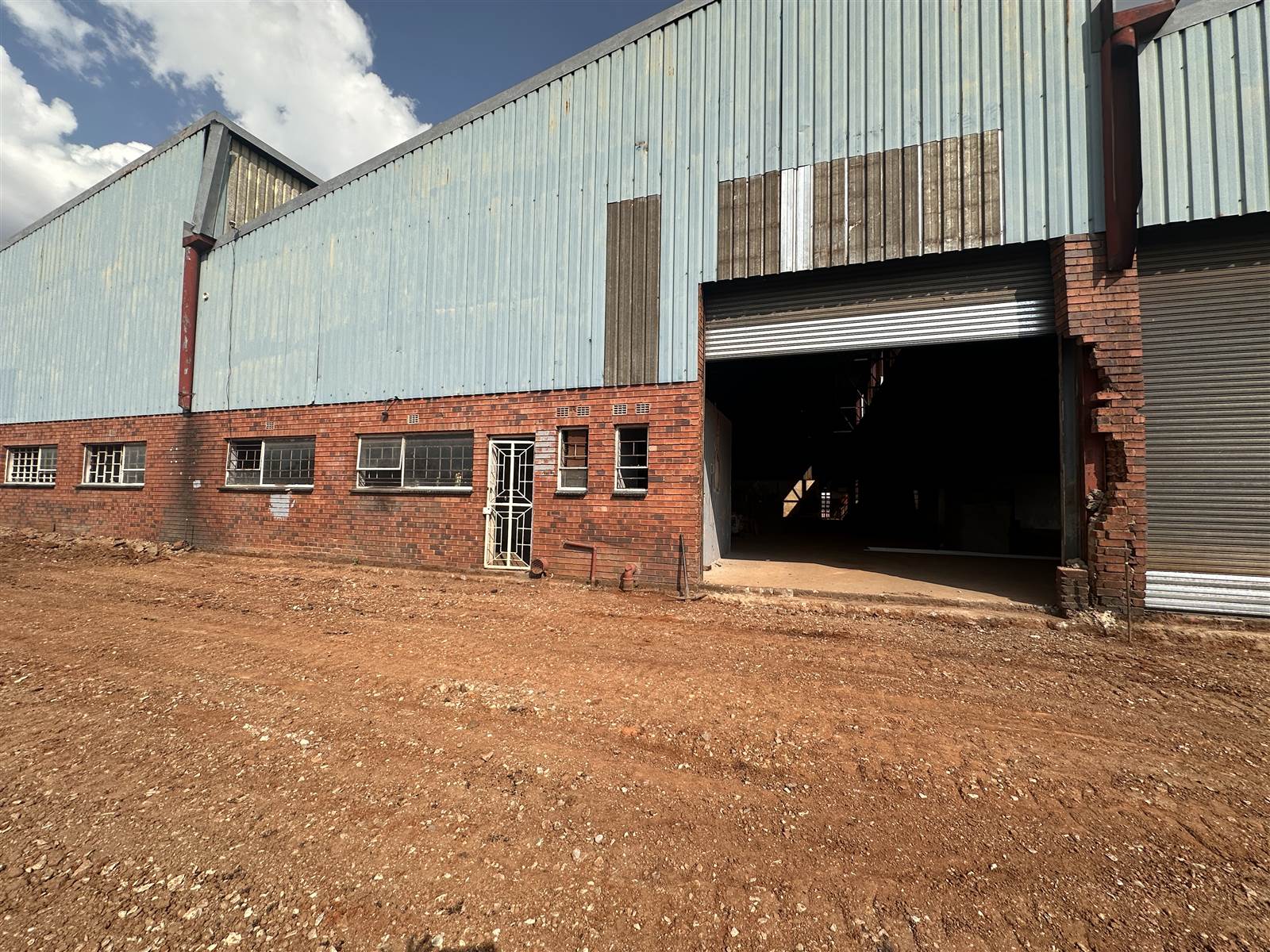 570  m² Industrial space in Wadeville photo number 1