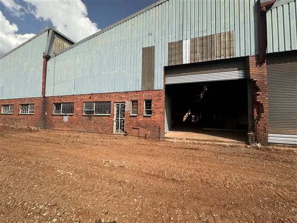 570  m² Industrial space in Wadeville