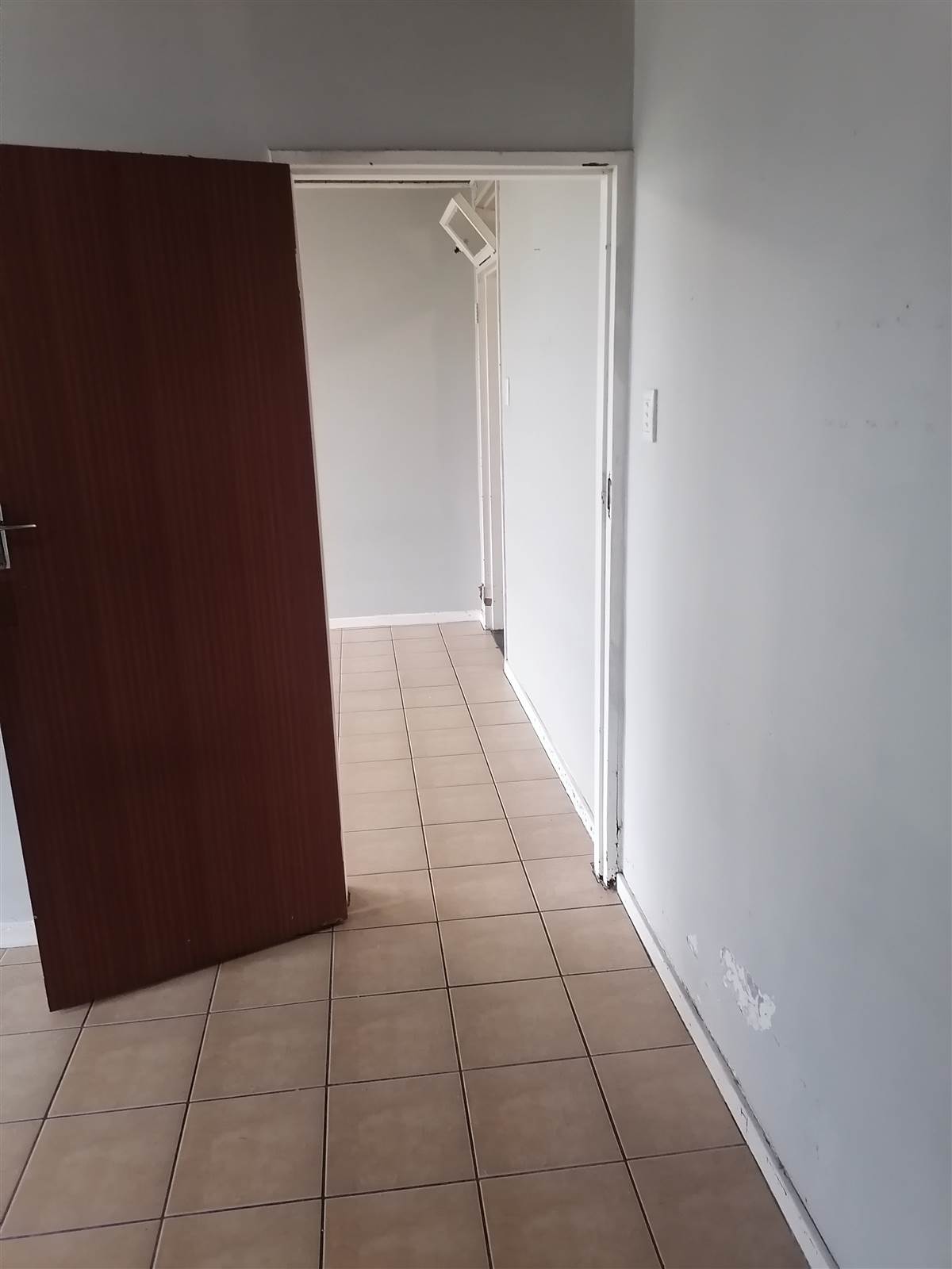 1 Bed Apartment in New Germany photo number 3