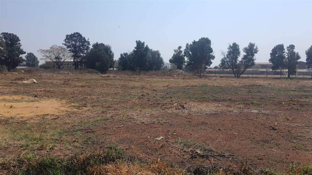 325 m² Land available in Westonaria photo number 5