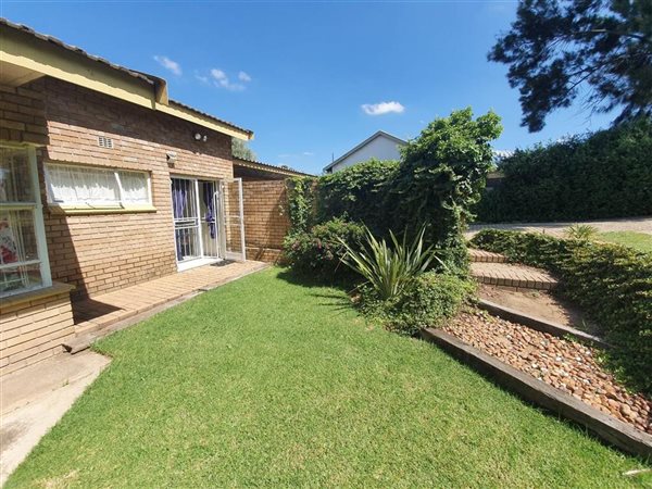 0.5 Bedroom House 0.5 Bedroom House