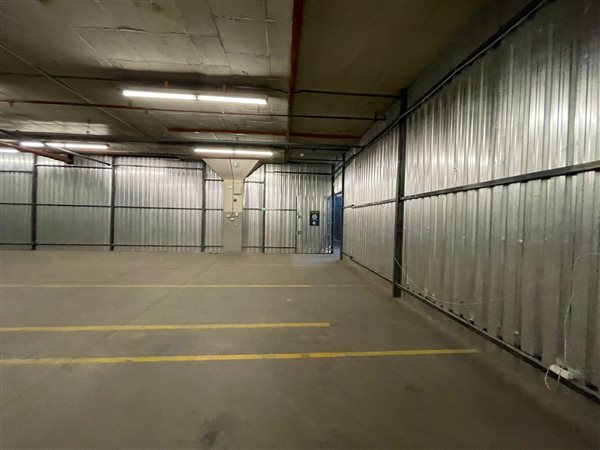 163  m² Industrial space