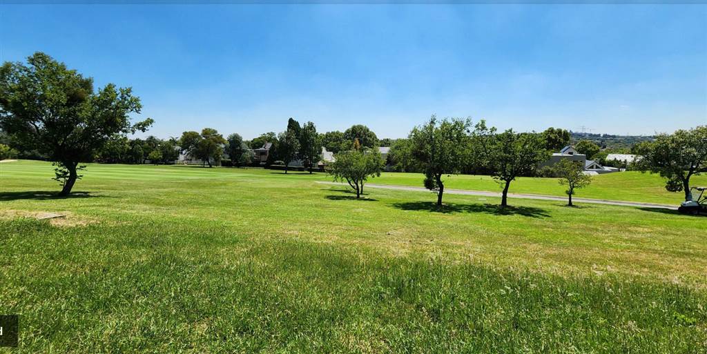 970 m² Land available in Dainfern Golf Estate photo number 4
