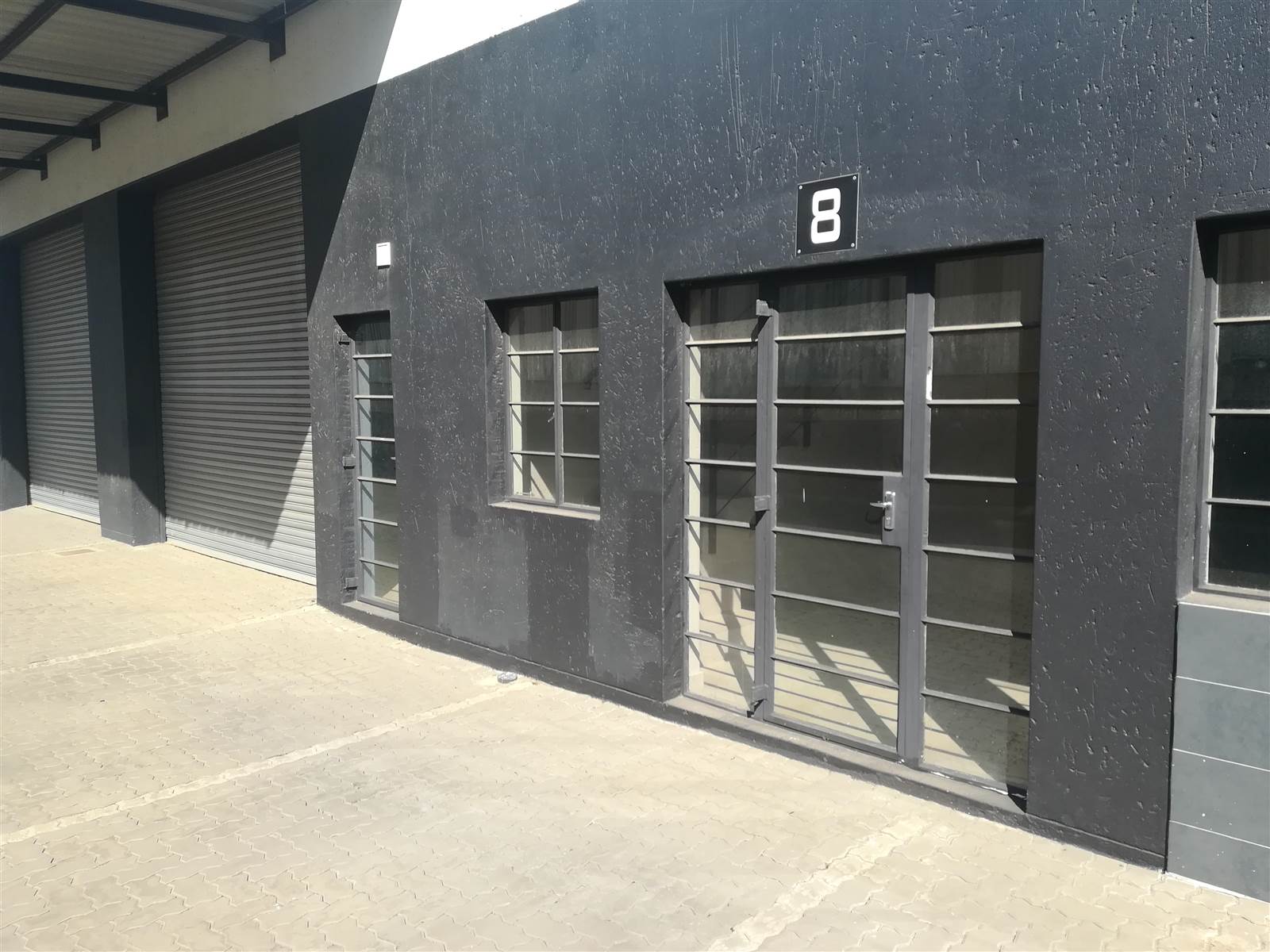 342  m² Industrial space in Pomona photo number 2
