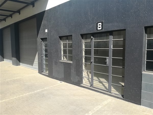 342  m² Industrial space