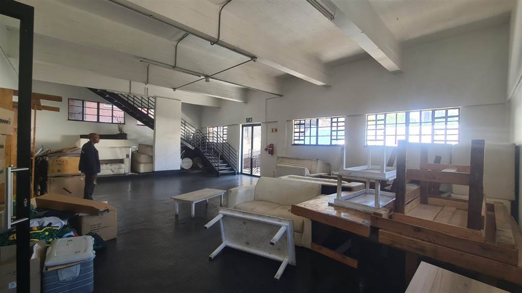 174  m² Commercial space in Pretoria Central photo number 7