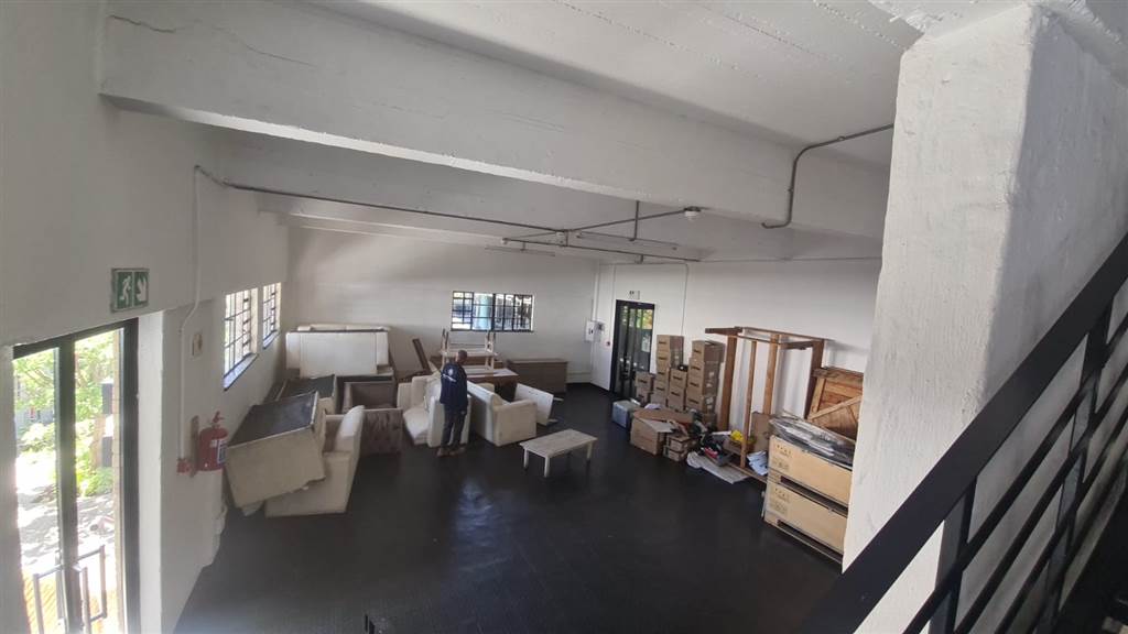 174  m² Commercial space in Pretoria Central photo number 6