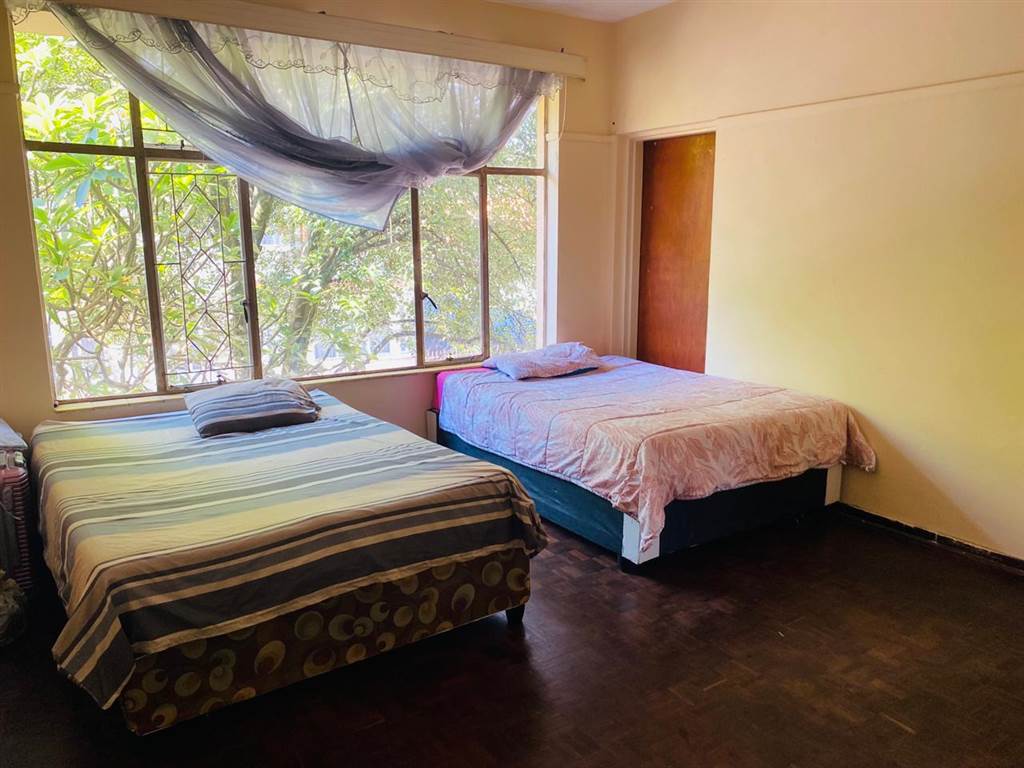 4 Bed Apartment in Pietermaritzburg Central photo number 10