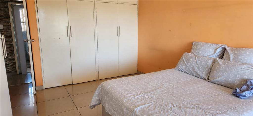 2 Bed Flat in Benoni South photo number 7