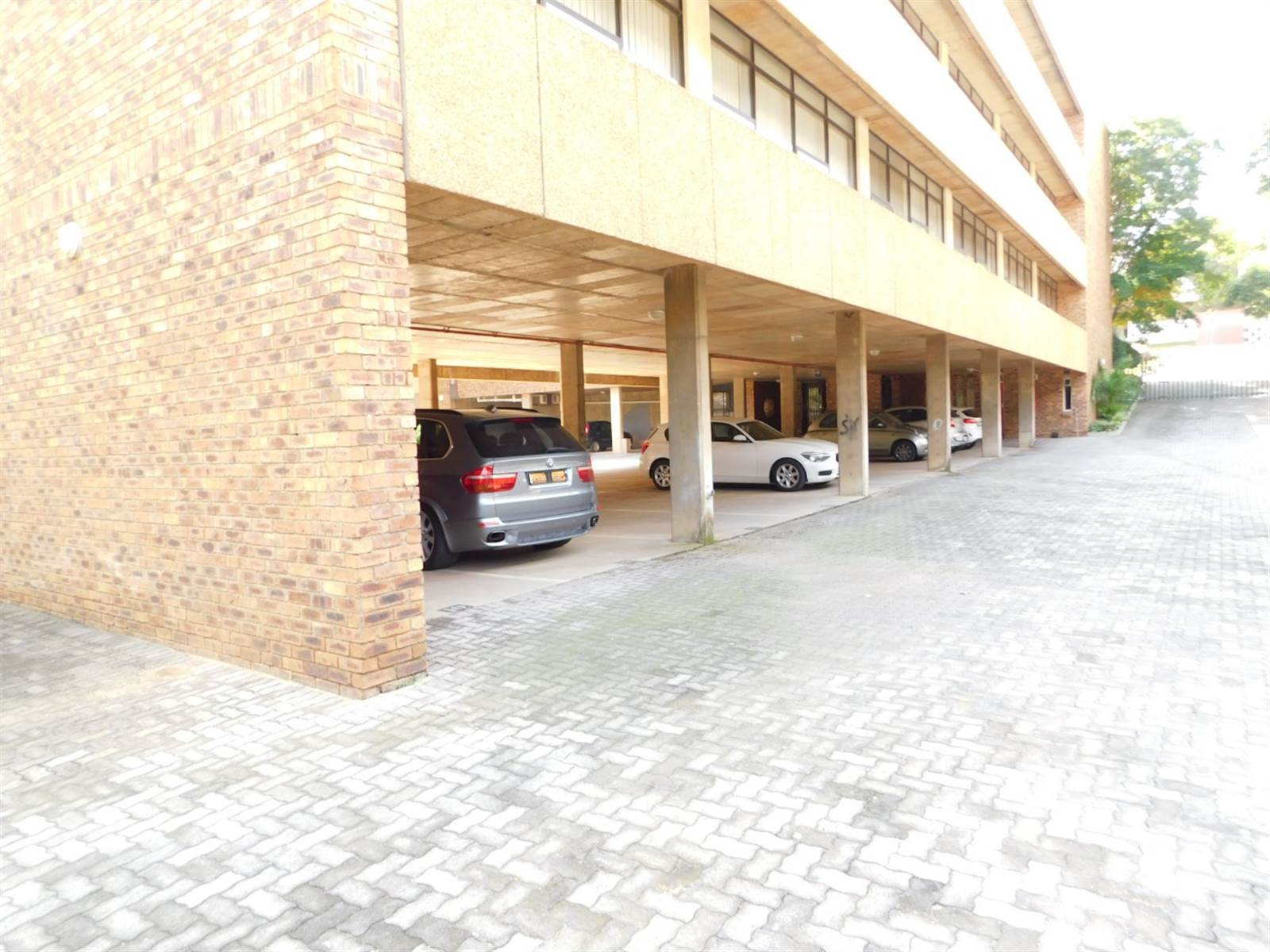688  m² Office Space in Randburg Central photo number 19