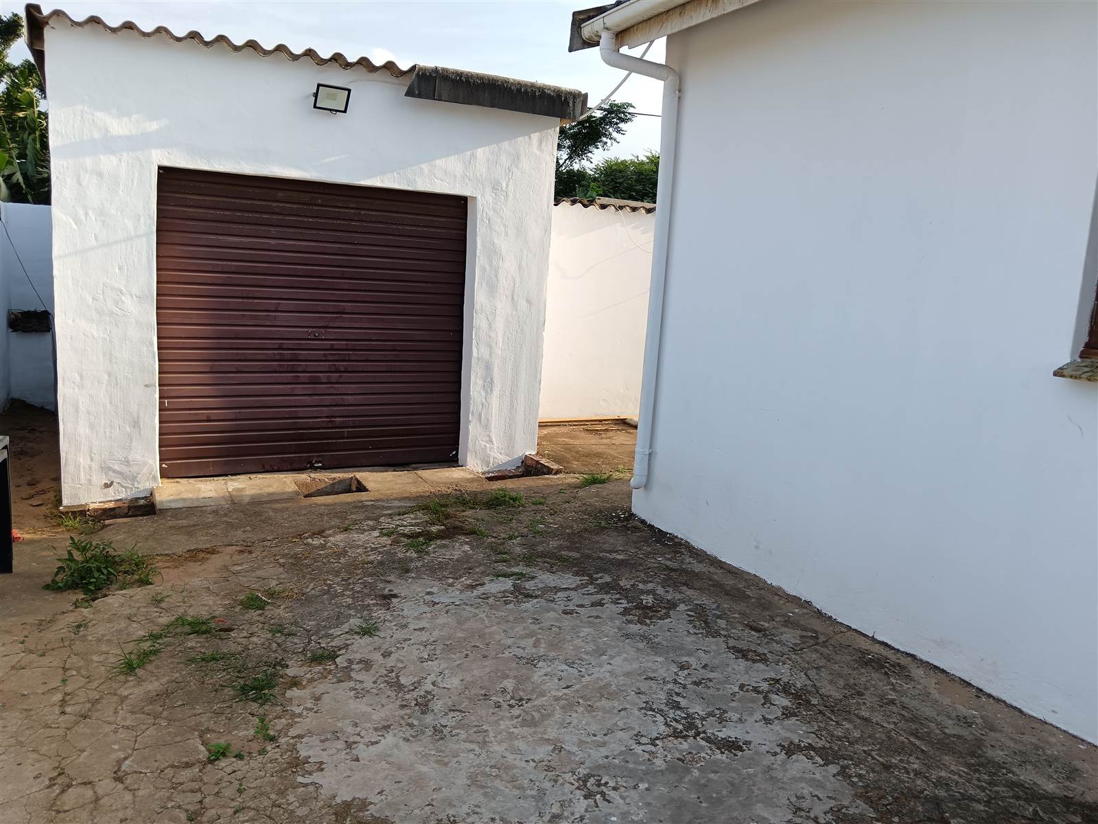 3 Bed House in KwaMashu photo number 11