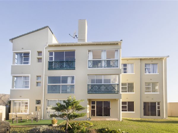 2 Bed Apartment in Greenways Golf Estate