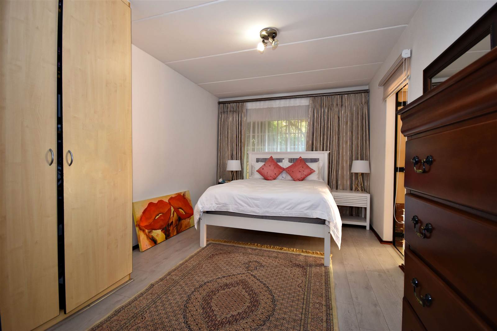 2 Bed Apartment in Noordhang photo number 11