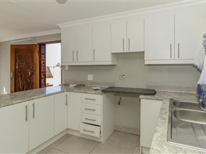 3 Bed House in Dersley