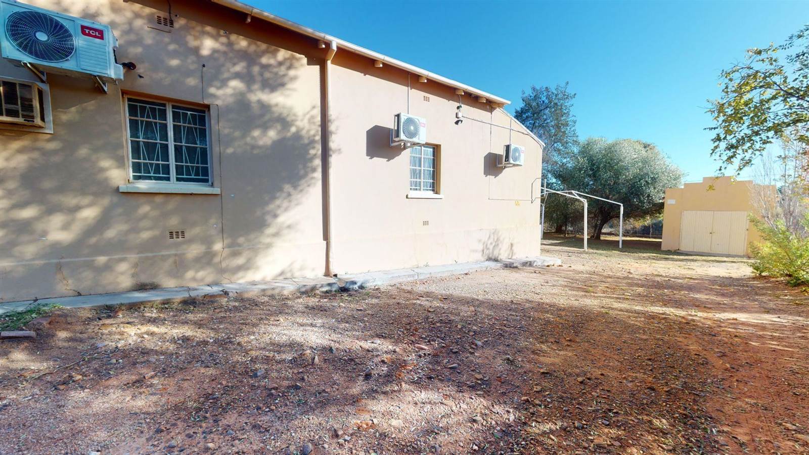 4 Bed House in Upington photo number 5