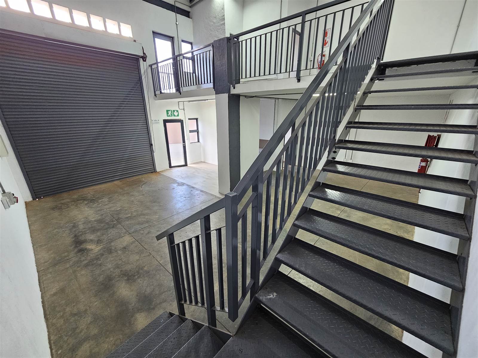 126  m² Industrial space in Dalpark photo number 2