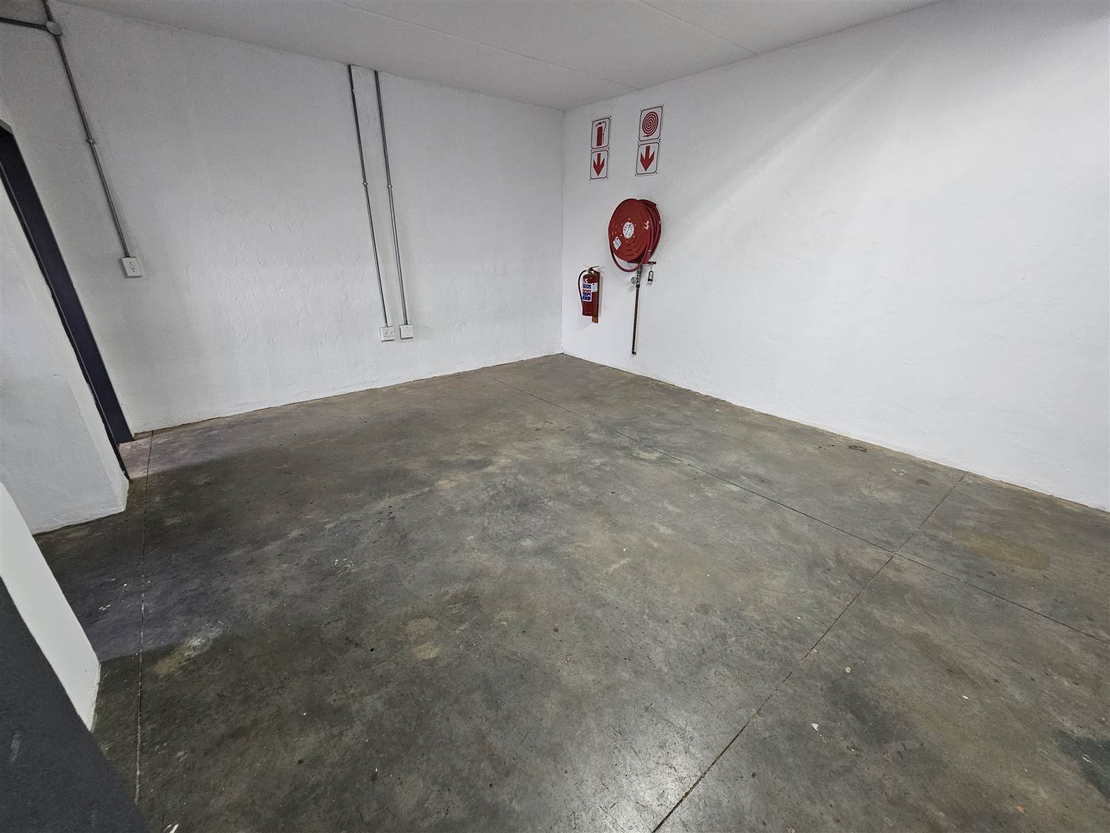 126  m² Industrial space in Dalpark photo number 8