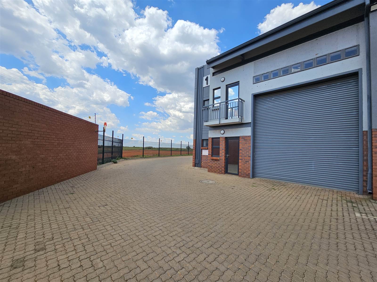 126  m² Industrial space in Dalpark photo number 10