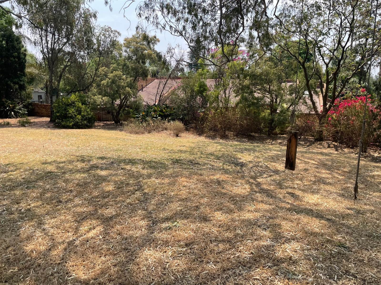 923 m² Land available in Bryanston photo number 23