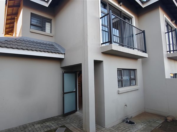 3 Bedroom Townhouse