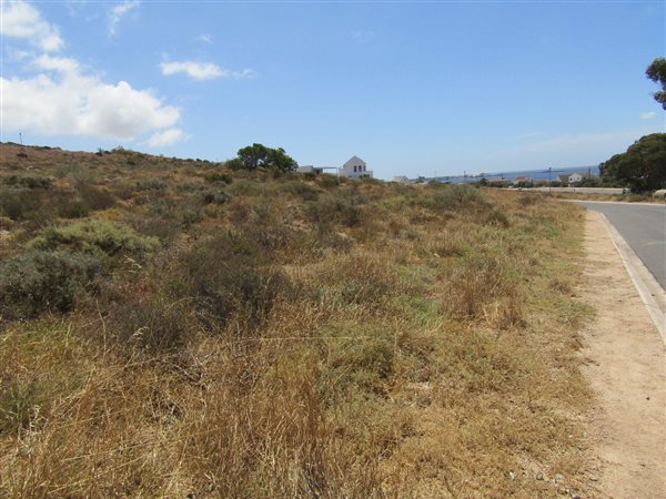 960 m² Land