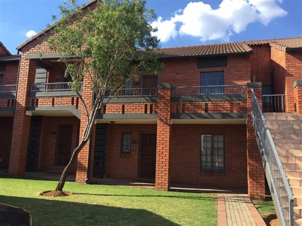 2 Bedroom Townhouse 2 Bedroom Townhouse